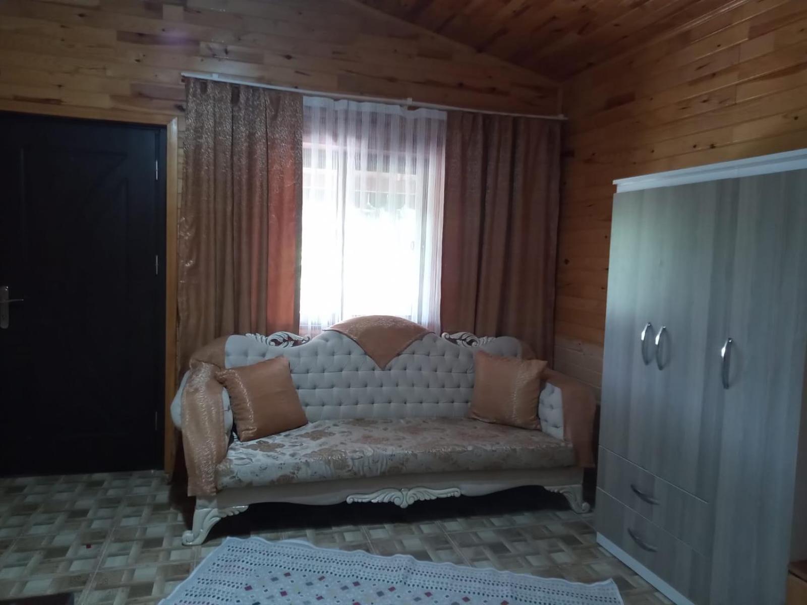 Ferienwohnung Flora Pansiyon Cirali Kemer Exterior foto